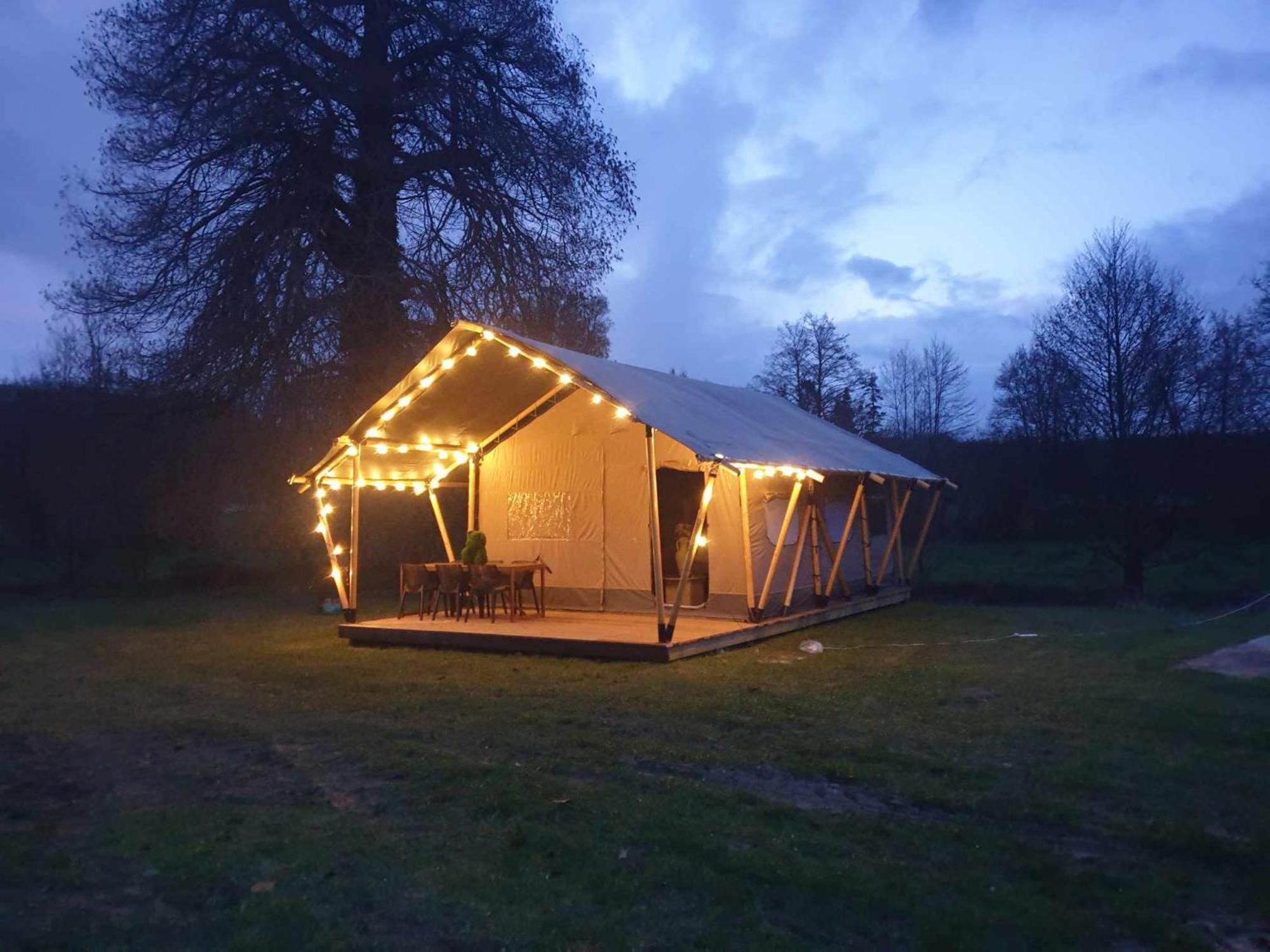 Camping De La Touche Ligueil ภายนอก รูปภาพ