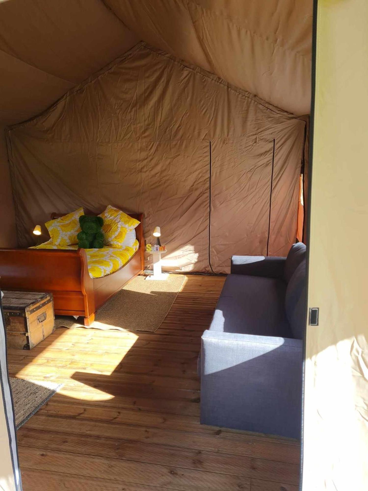 Camping De La Touche Ligueil ภายนอก รูปภาพ