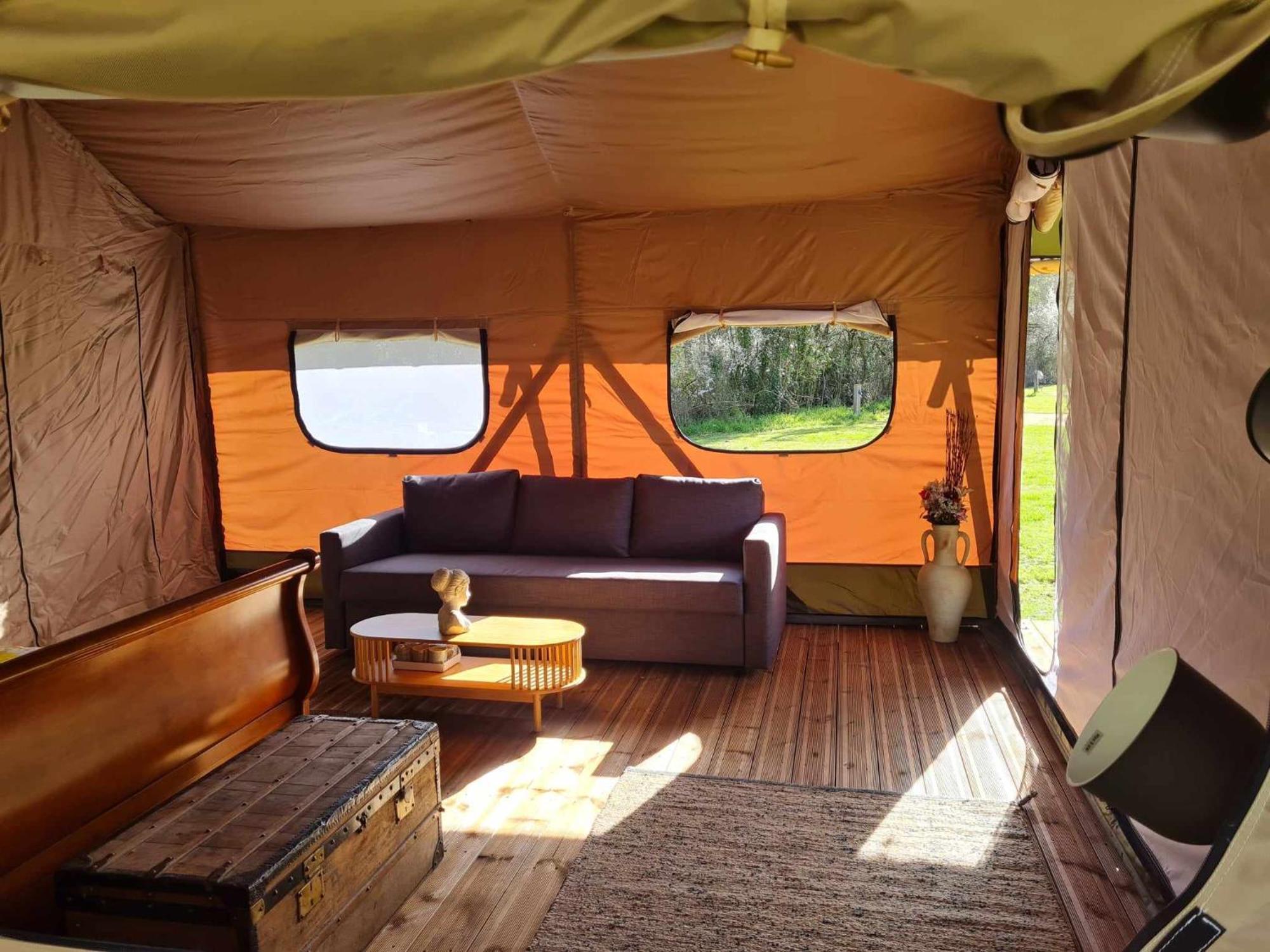 Camping De La Touche Ligueil ภายนอก รูปภาพ