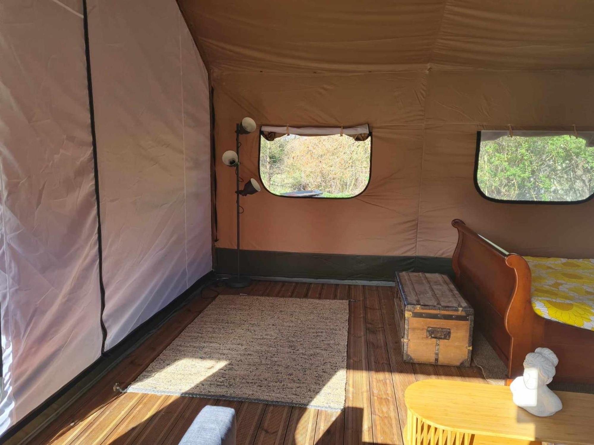 Camping De La Touche Ligueil ภายนอก รูปภาพ