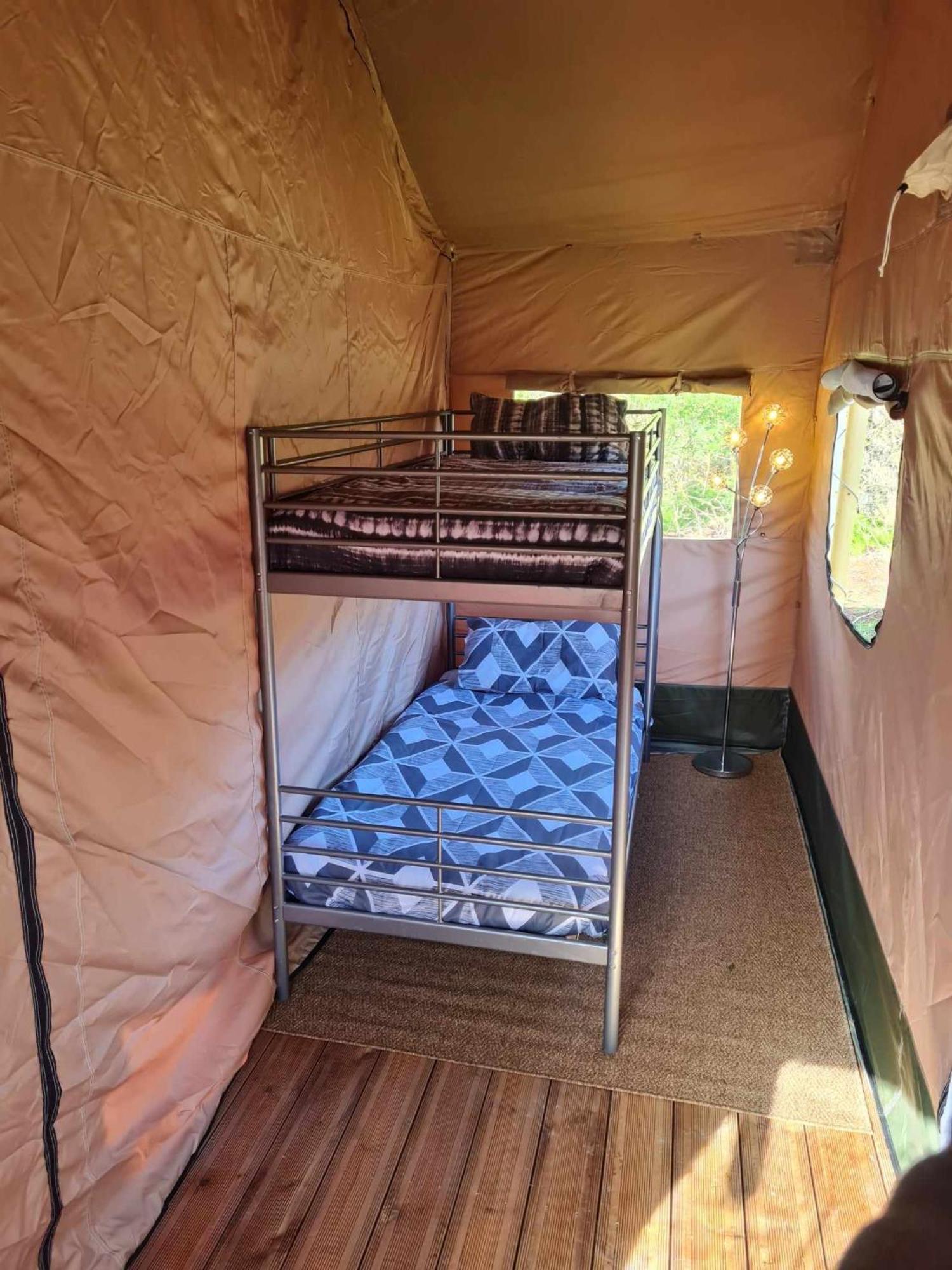 Camping De La Touche Ligueil ภายนอก รูปภาพ
