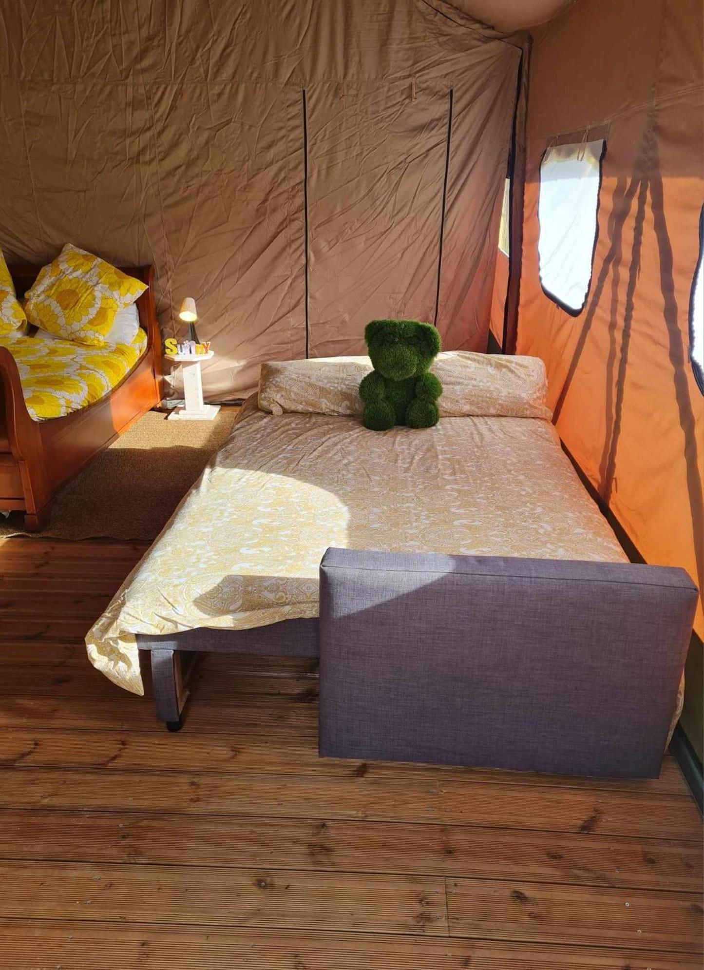 Camping De La Touche Ligueil ภายนอก รูปภาพ