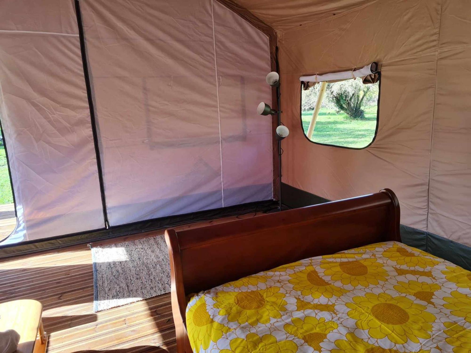 Camping De La Touche Ligueil ภายนอก รูปภาพ