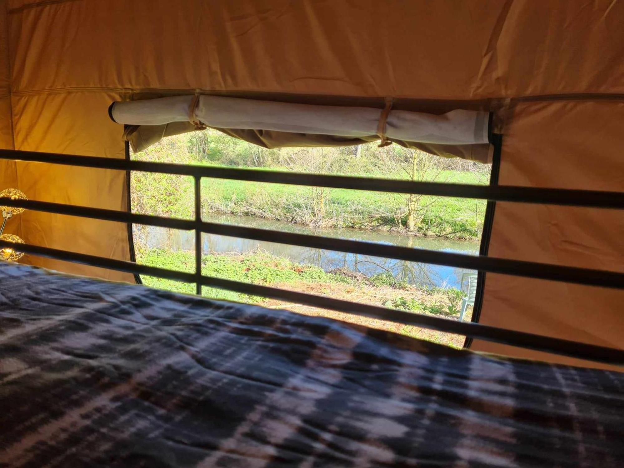 Camping De La Touche Ligueil ภายนอก รูปภาพ