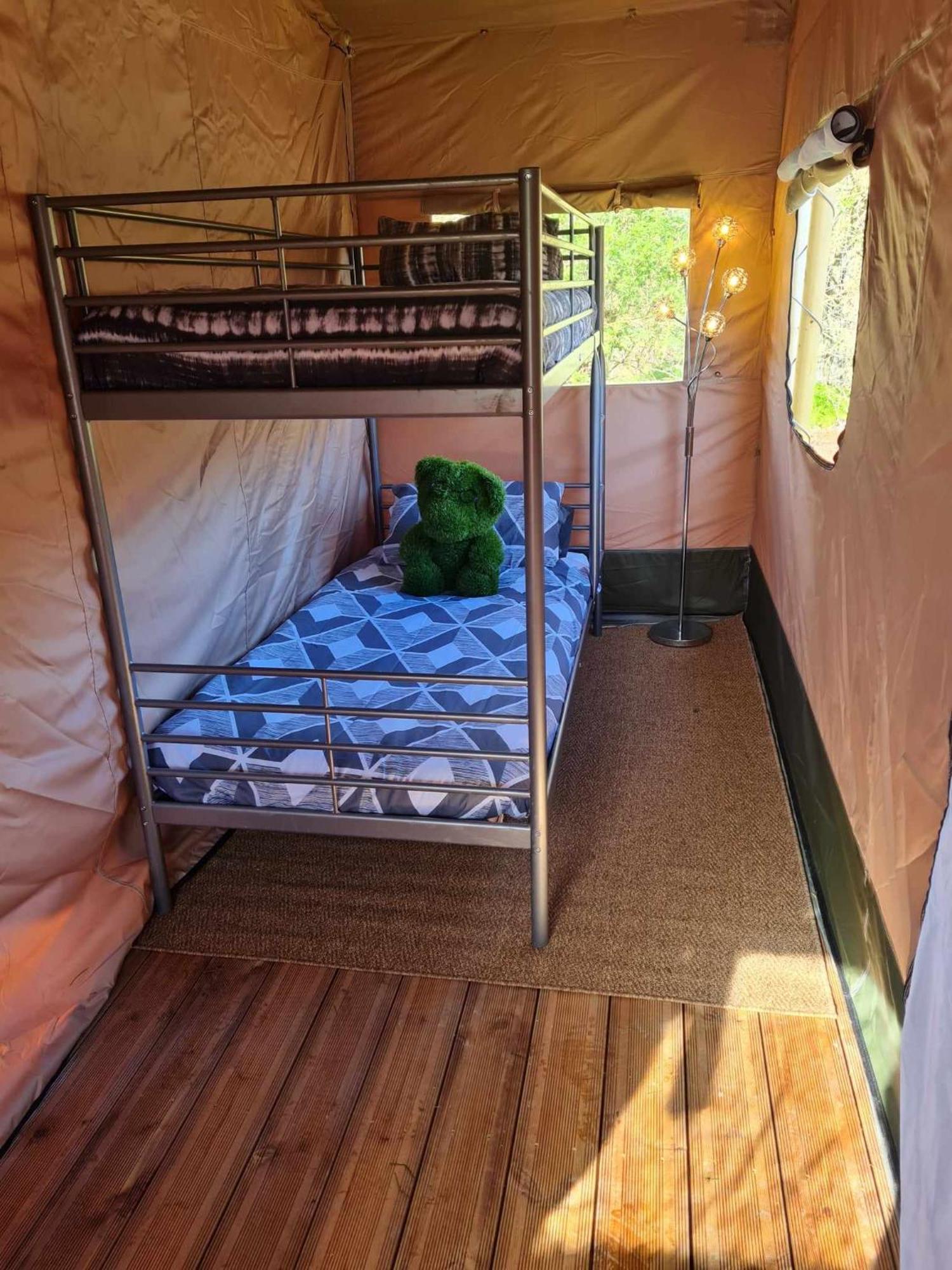 Camping De La Touche Ligueil ภายนอก รูปภาพ