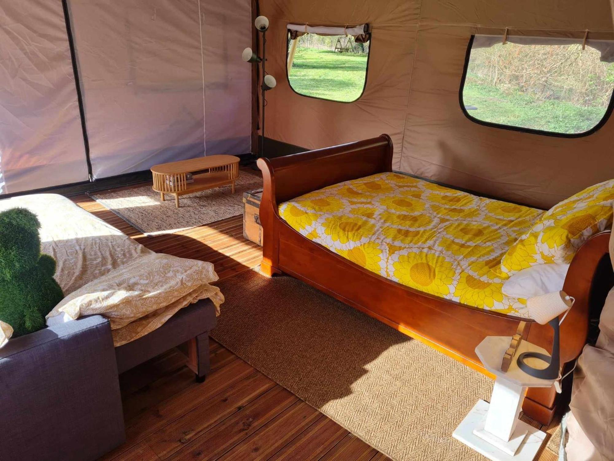 Camping De La Touche Ligueil ภายนอก รูปภาพ